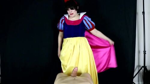 Kosplay_Keri / ManyVids POV Snow White Creampie - Pov